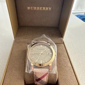 Burberry Gold and Cream Watch